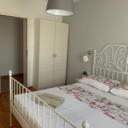 Apartmani Maksan Pakoštane Esterno foto