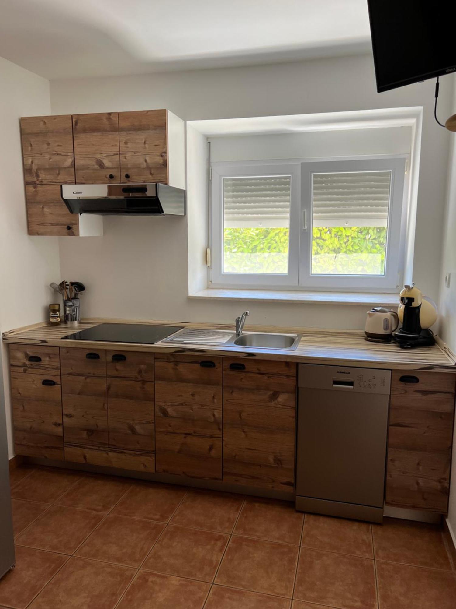 Apartmani Maksan Pakoštane Esterno foto
