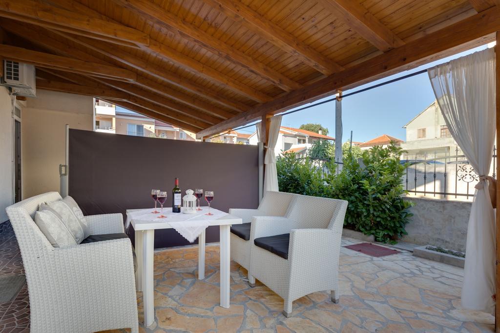 Apartmani Maksan Pakoštane Esterno foto