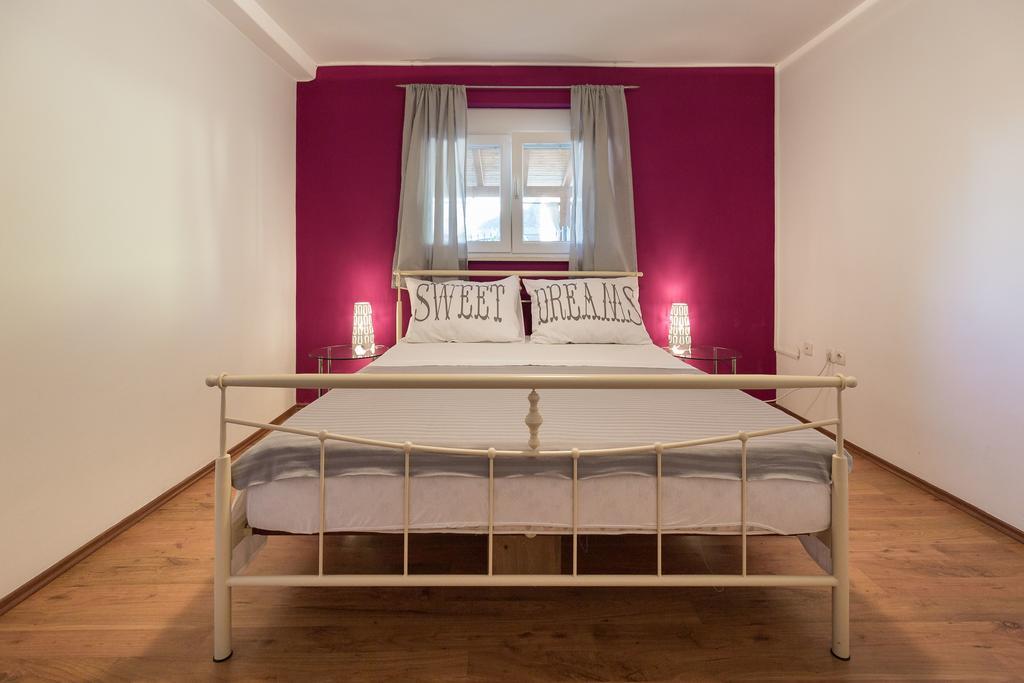 Apartmani Maksan Pakoštane Esterno foto