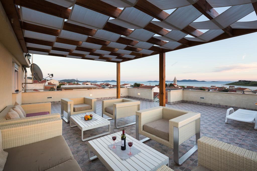 Apartmani Maksan Pakoštane Esterno foto